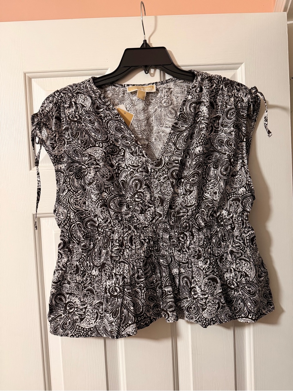 Michael Kors NWT Brown & White Floral Paisley V-Neck Cinched Blouse L